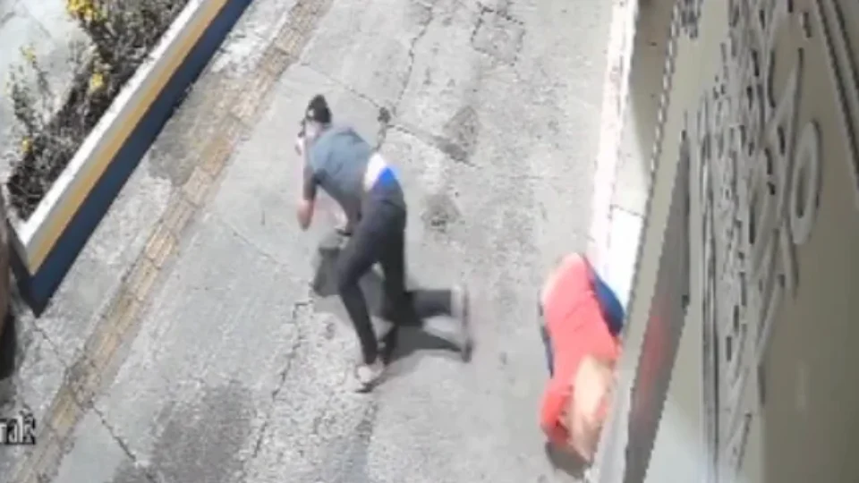 Ladrões ‘ninjas’ furtam loja de joias em centro comercial de Capanema durante a madrugada