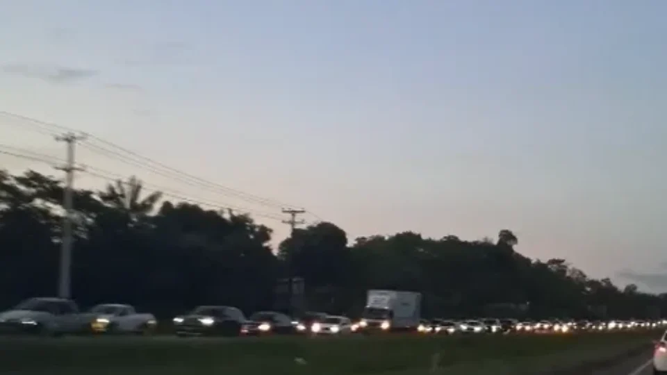 AGORA| Congestionamento intenso é registrado na BR-316, no sentido Belém, nesta segunda-feira