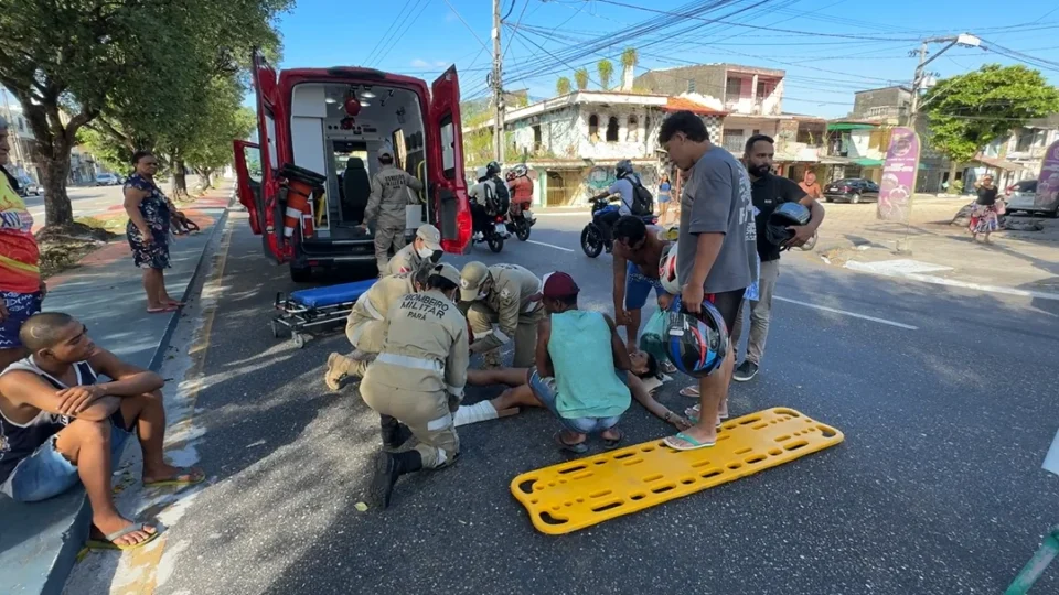 ACIDENTE: mulher é atropelada em faixa de pedestres e sinalização revolta moradores em Belém