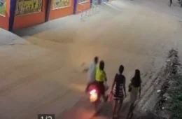 Vídeo divulgado mostra atropelamento brutal de mulher após culto no Amazonas