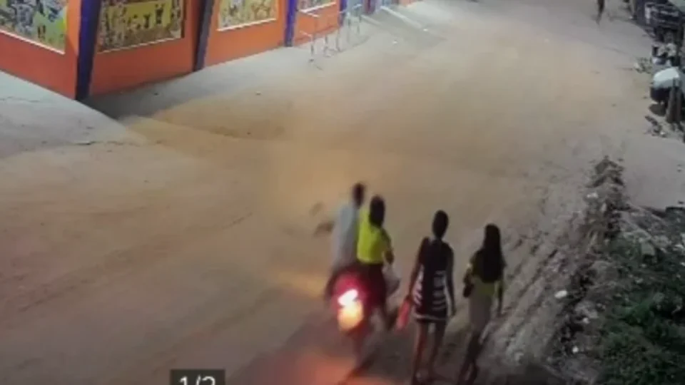 Vídeo divulgado mostra atropelamento brutal de mulher após culto no Amazonas