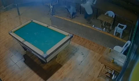 VÍDEO | PM é alvo de tentativa de homicídio dentro de bar em Altamira