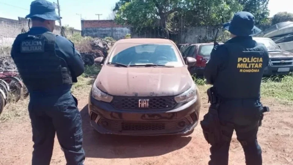 Carro roubado há quase cinco anos é recuperado na Bolívia e devolvido ao Brasil