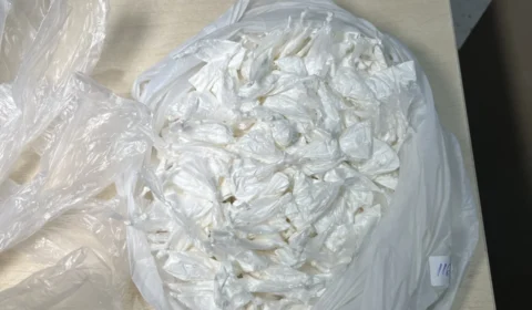 Vulgo “Gabrielzinho do CV” é preso com 300 porções de cocaína no Orgulho do Madeira
