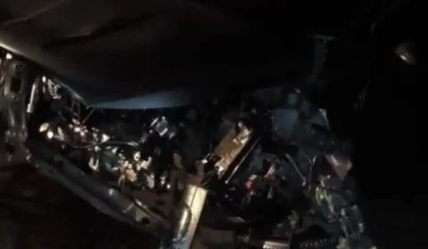 Colisão frontal entre dois carros deixa motorista ferido em Roraima