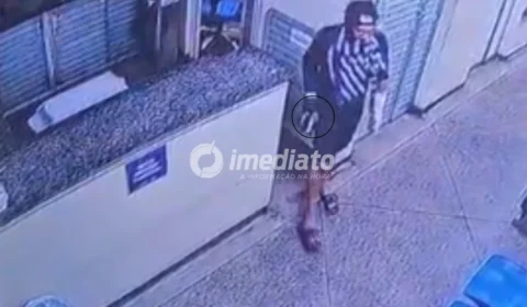 VEJA VÍDEO: Homem é flagrado furtando celular de técnica de enfermagem dentro de SPA da Zona Sul de Manaus