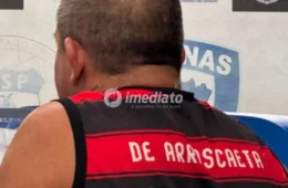 Homem com drogas, faca e dinheiro trocado é preso durante patrulhamento da PM no Zumbi 2, em Manaus