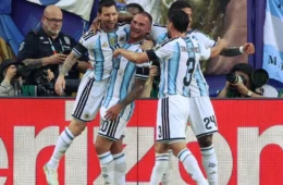 Argentina vence Inglaterra de virada por 2 a 1 e garante vaga na final da Copa do Mundo 2026