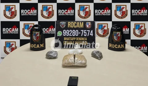 Criminosos fogem e abandonam tabletes de maconha, cocaína e balança de precisão em beco na Praça 14