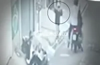 VÍDEO FORTE: Menino entra em desespero ao ver mãe ser baleada por bandidos durante assalto