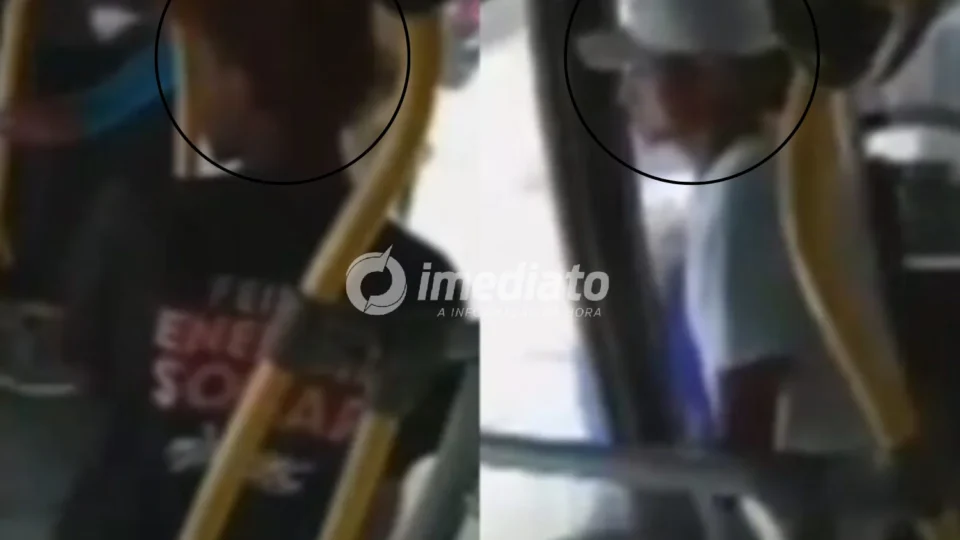 VEJA VÍDEO: Dupla disfarçada de passageiros assalta cobrador de ônibus da linha 560 no Centro de Manaus
