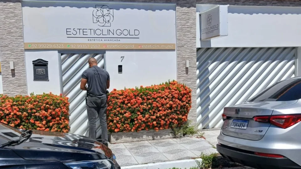 Falsas médicas são presas em Manaus enquanto se preparavam para operar; pacientes denunciam resultados desastrosos