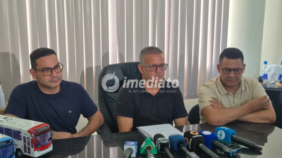 “Mesmo com o pagamento, a greve continua”: Sindicato mantém paralisação e anuncia greve geral de ônibus