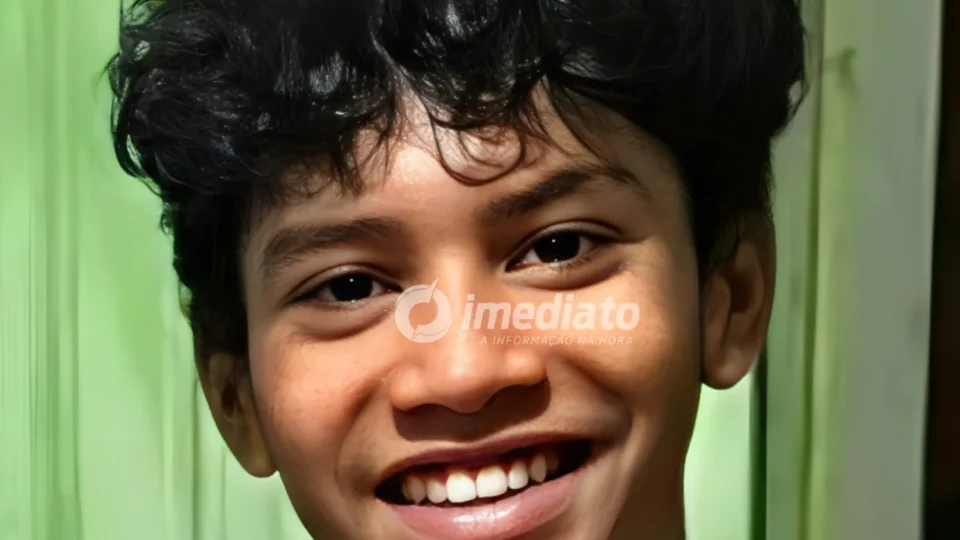 Corpo de adolescente que desapareceu após ser empurrado por colega em rio durante atividade escolar é encontrado no Amazonas