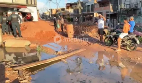Moradores do Guamá fecham rua e impedem obra da macrodrenagem do Tucunduba