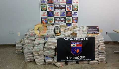 VEJA VÍDEO: Polícia Militar apreende mais de 770 tabletes de entorpecentes tipo skunk em residência, na Cidade Nova