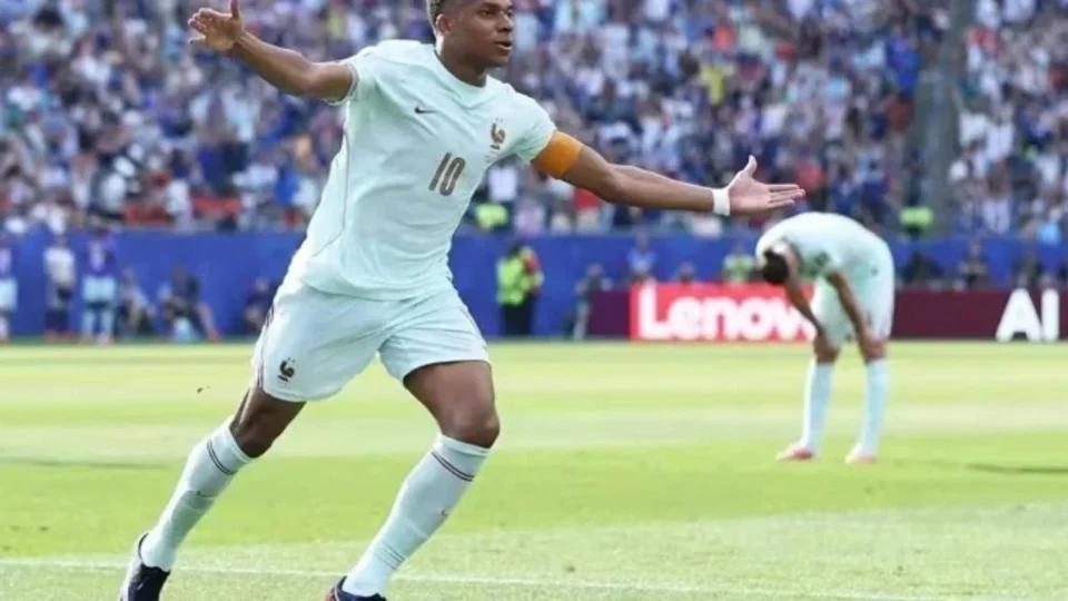 Domingo sem bola: Mundial pausa antes das semifinais