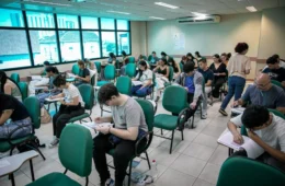 UEA lança editais do Vestibular e SIS com 4.412 vagas e anuncia novos cursos em Municípios