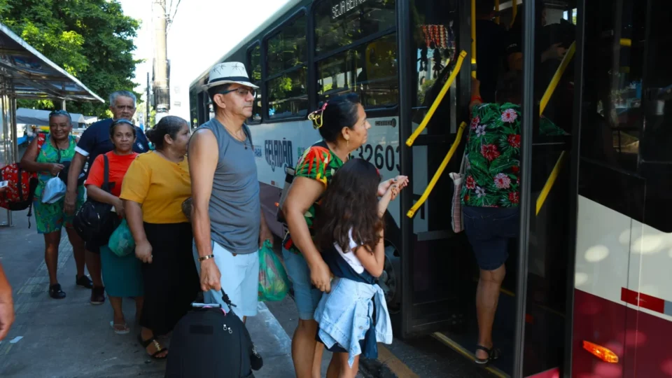 Operação Verão: linha para Mosqueiro ganha reforço com ônibus “Geladão”