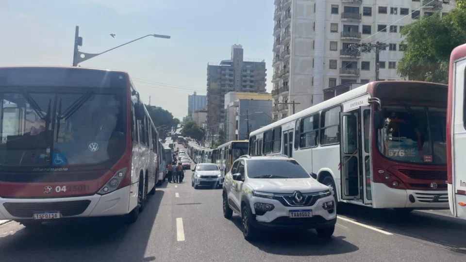 VEJA VÍDEO: Greve dos rodoviários é aprovada para dia 7 de julho e pode afetar milhares de usuário em Manaus