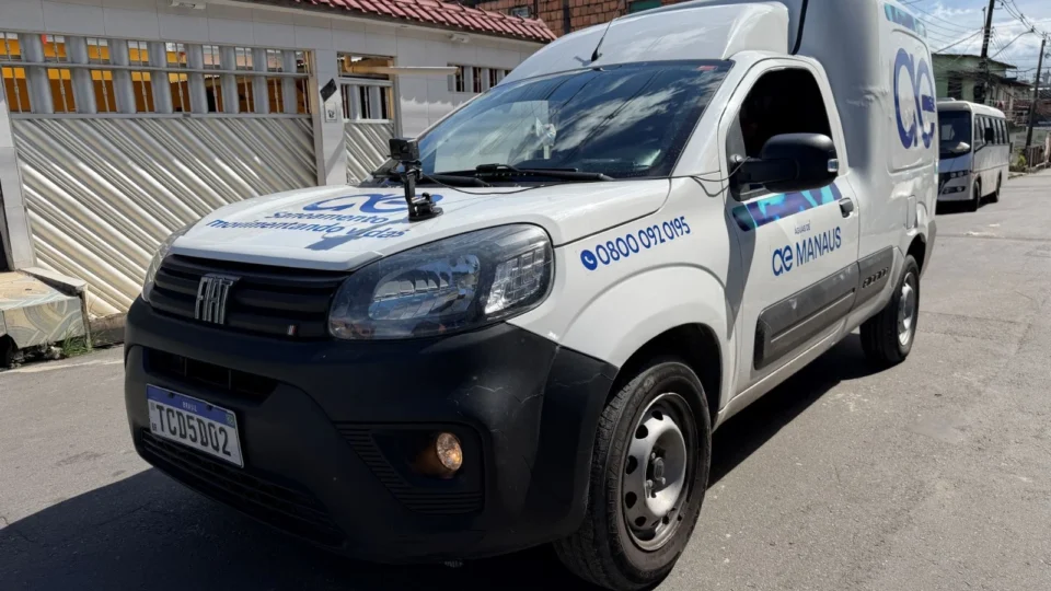 Veículo inteligente reforça recomposição asfáltica em mais de 100 km de ruas de Manaus