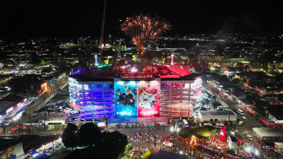 59º Festival de Parintins encerra três noites na Ilha da Magia com vitória do Boi Caprichoso