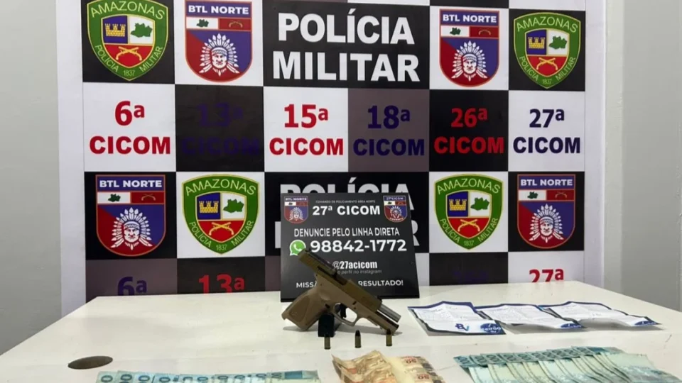 Homem joga arma dentro de veículo ao ver a polícia e acaba preso no Novo Aleixo, em Manaus