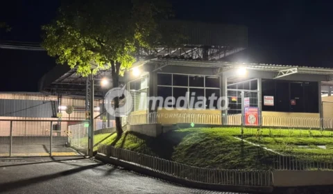 Familiares denunciam que empresas mantiveram expediente após vazamento de estireno no Distrito Industrial