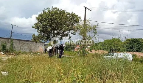 Imagens chocantes: Homem é encontrado morto com pés e mãos amarrados em área de mata no Colônia Terra Nova