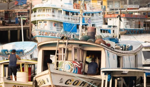 ALERTA: Mutirão vai retirar barcos abandonados dos canais de Macapá para reduzir riscos de alagamentos