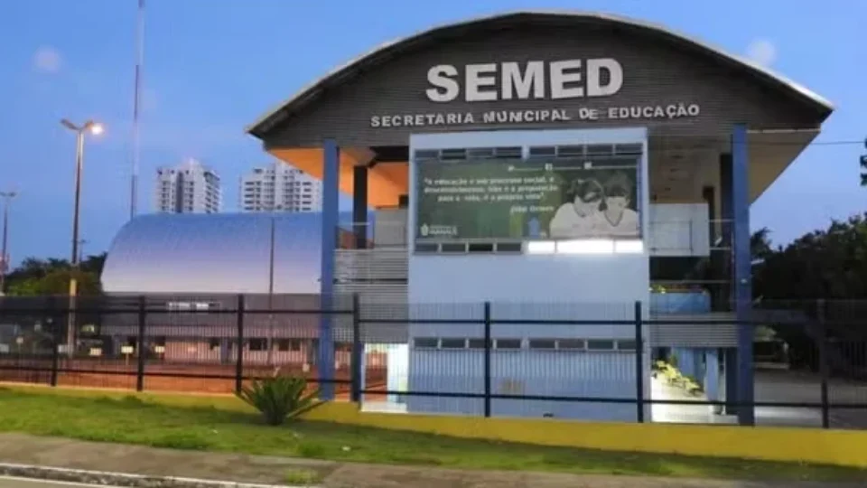 Mais 250 aprovados são convocados em Manaus para concurso da SEMED