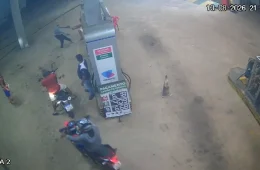 Vídeo: assaltante armado rende funcionários e clientes durante roubo em posto de Mosqueiro