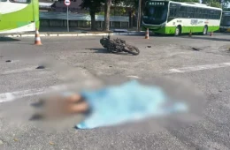 AGORA | Motociclista morre após perder controle e bater contra ônibus em Belém