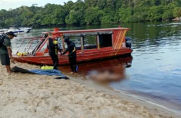 Homem morre após ser atingido por moto aquática na Praia do Tupé, em Manaus