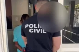 VÍDEO | Homem é flagrado praticando ato obsceno diante de crianças e acaba preso no Pará