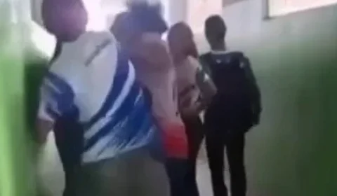 VÍDEO | Aluno é agredido dentro de escola na ilha de Colares; colegas filmaram a cena