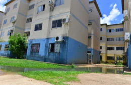 Moradores do Residencial Vila Jardim reclamam de esgoto a céu aberto no bairro Cidade Satélite