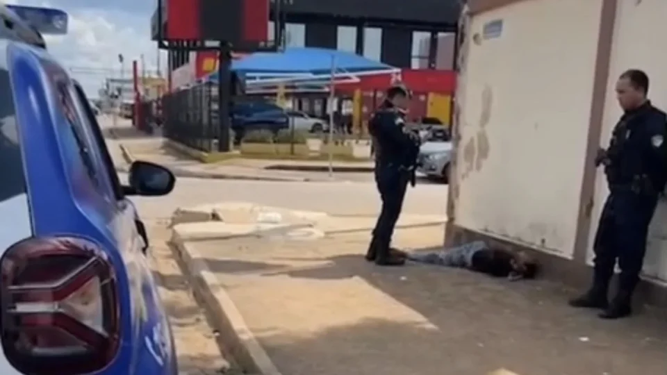 Homem é espancado após ser acusado de denunciar boca de fumo à polícia em Porto Velho