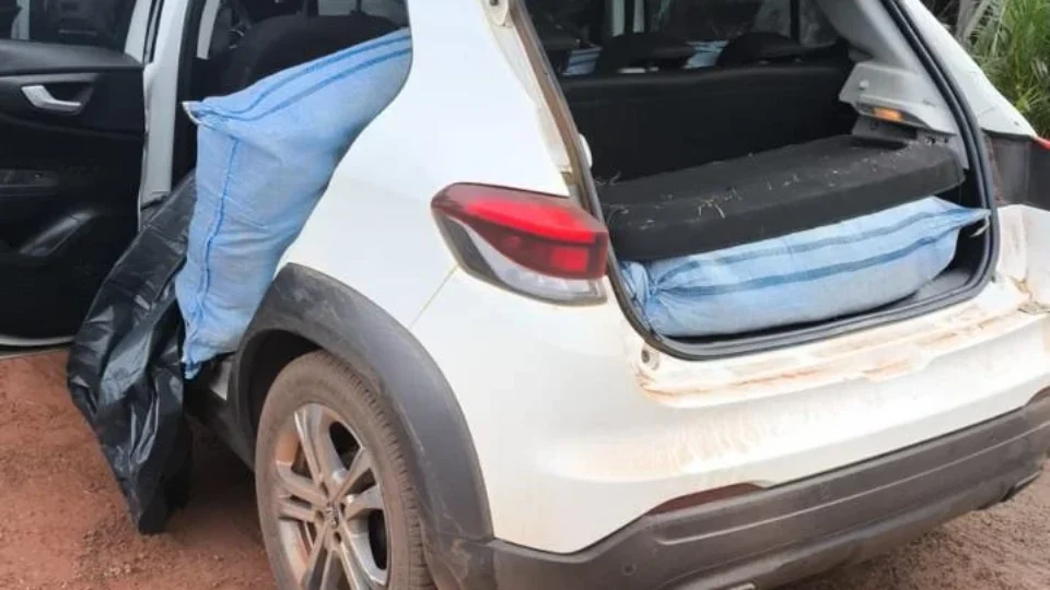 Cerca de 180 quilos de skunk é apreendido após perseguição em São Francisco do Guaporé