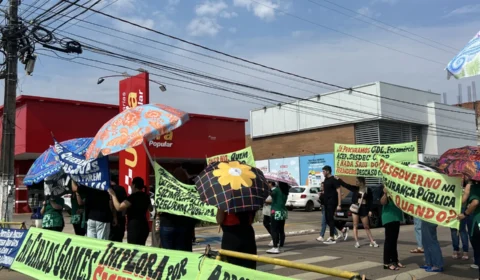 Mais de 60 empresários cobram reforço na segurança durante protesto no Centro de Porto Velho