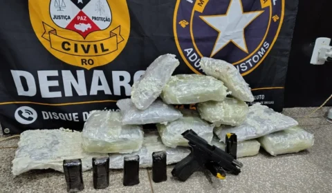 Apreensão de drogas e arma em transportadora de Ji-Paraná