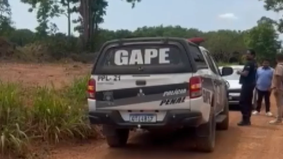 Polícia Penal faz buscas por apenado foragido durante cobertura de ataque de onça