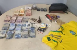 Homem é preso após tentar fugir com drogas, balança de precisão e R$ 750 no bairro Zumbi dos Palmares
