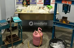 Suspeitos batem em fuga e abandonam quase 1 kg de cocaína em ‘laboratório’ no Riacho Doce