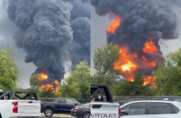 VÍDEO: Raio atinge tanque de combustível e provoca incêndio de grandes proporções em Oklahoma, nos EUA