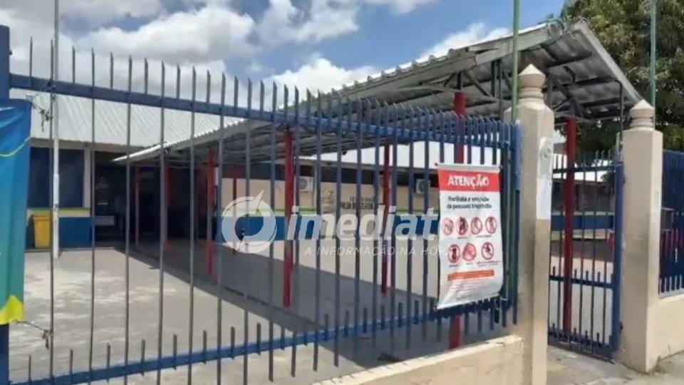 Alunos ficam sem aula há mais de dois meses após problema em ar-condicionados de escola em Manaus