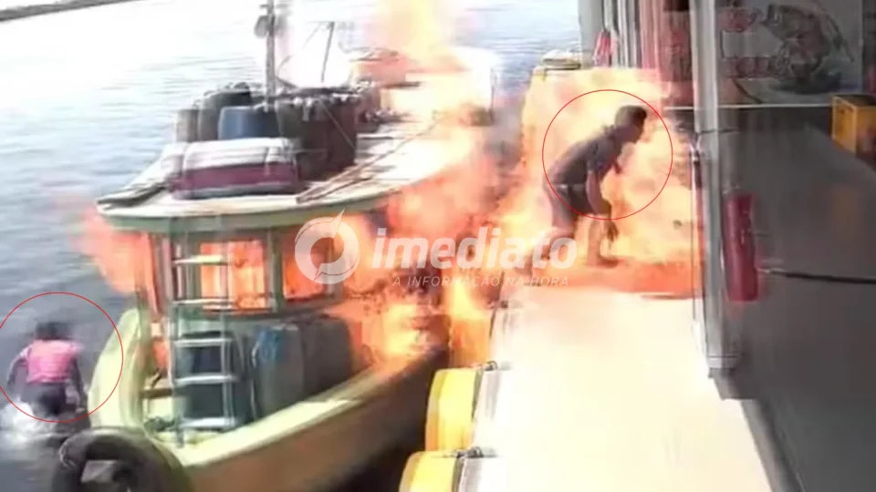 VEJA VÍDEO: Homem corre entre chamas e mulher pula em rio após explosão de barco em posto flutuante no Amazonas
