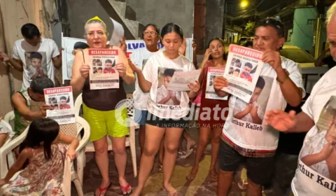 Mãe de Arthur Kalleb faz apelo após 15 dias sem notícias do filho: ‘Por que vocês estão esquecendo do meu filho?’