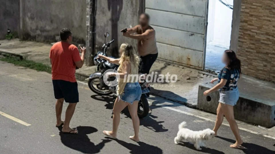VEJA VÍDEO: Policial interrompe tentativa de assalto após ouvir gritos de socorro em Teresina