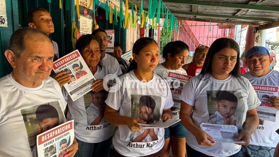 “Eu só quero ajuda para encontrar meu filho”, diz mãe de Arthur Kaleb, desaparecido após ser levado pelo pai em Manaus